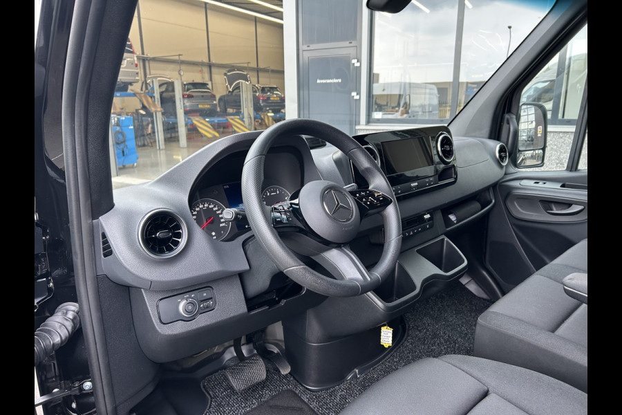 Mercedes-Benz Sprinter 317 CDI L3 H2 Pro / 3500KG Trekhaak / MBUX / Navigatie / Cruise control / Airco / 270 Graden achterdeuren
