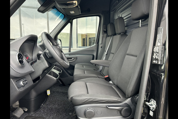 Mercedes-Benz Sprinter 317 CDI L3 H2 Pro / 3500KG Trekhaak / MBUX / Navigatie / Cruise control / Airco / 270 Graden achterdeuren