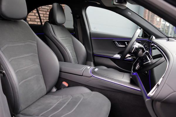 Mercedes-Benz E-Klasse 400 e 4MATIC AMG Line | Luchtvering | Achterasbesturing | Hyperscreen | Distronic+ | Trekhaak | Digital Light | HUD | Burmester | Achterbank Verwarmd |3D-Display |