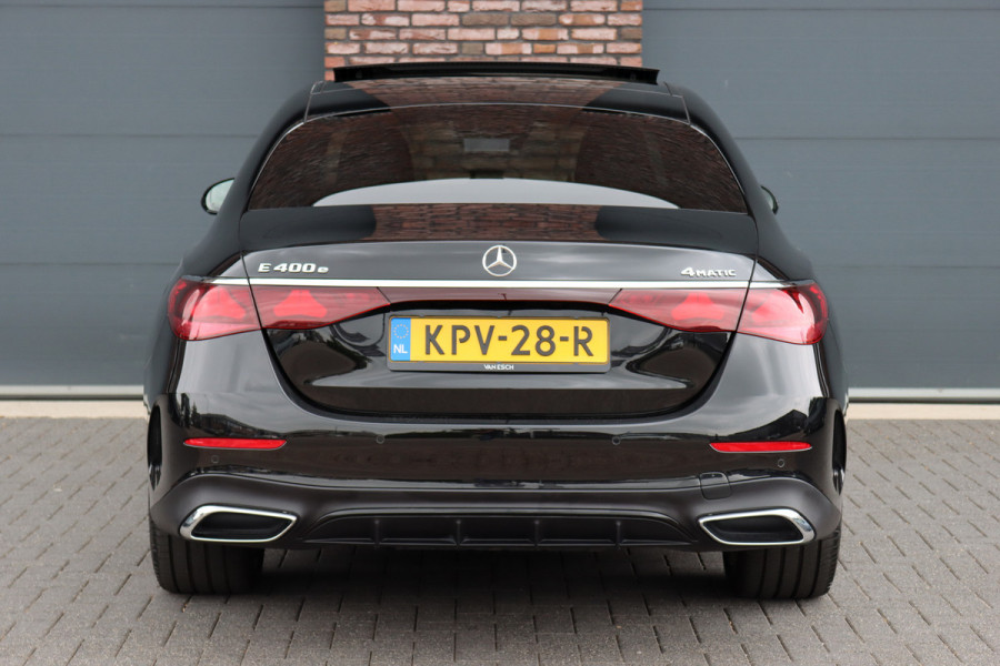 Mercedes-Benz E-Klasse 400 e 4MATIC AMG Line | Luchtvering | Achterasbesturing | Hyperscreen | Distronic+ | Trekhaak | Digital Light | HUD | Burmester | Achterbank Verwarmd |3D-Display |