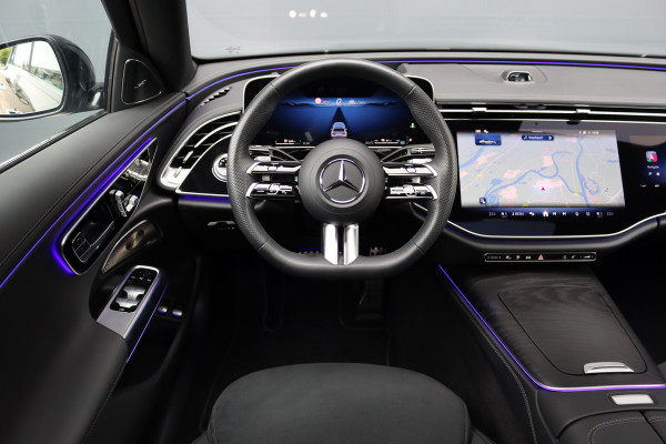 Mercedes-Benz E-Klasse 400 e 4MATIC AMG Line | Luchtvering | Achterasbesturing | Hyperscreen | Distronic+ | Trekhaak | Digital Light | HUD | Burmester | Achterbank Verwarmd |3D-Display |