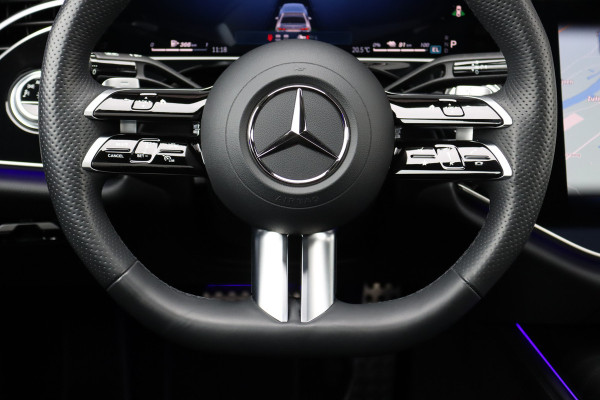 Mercedes-Benz E-Klasse 400 e 4MATIC AMG Line | Luchtvering | Achterasbesturing | Hyperscreen | Distronic+ | Trekhaak | Digital Light | HUD | Burmester | Achterbank Verwarmd |3D-Display |