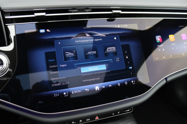 Mercedes-Benz E-Klasse 400 e 4MATIC AMG Line | Luchtvering | Achterasbesturing | Hyperscreen | Distronic+ | Trekhaak | Digital Light | HUD | Burmester | Achterbank Verwarmd |3D-Display |