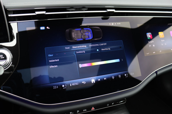 Mercedes-Benz E-Klasse 400 e 4MATIC AMG Line | Luchtvering | Achterasbesturing | Hyperscreen | Distronic+ | Trekhaak | Digital Light | HUD | Burmester | Achterbank Verwarmd |3D-Display |