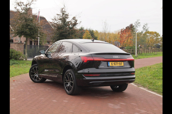Audi e-tron Sportback 55 quattro edition 95 kWh | SOH 92% | DAB | Black Optic | Parkeersensoren | NL-Auto |