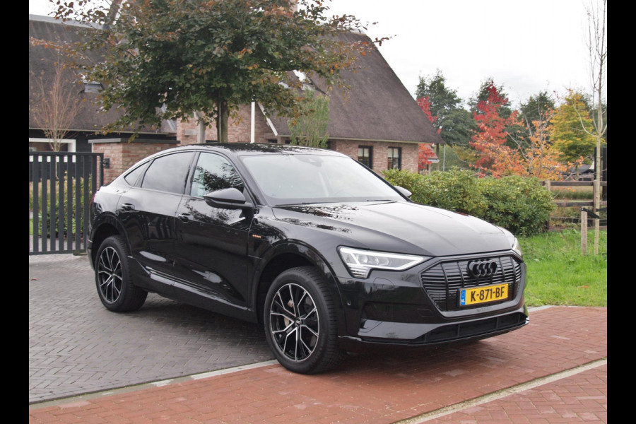 Audi e-tron Sportback 55 quattro edition 95 kWh | SOH 92% | DAB | Black Optic | Parkeersensoren | NL-Auto |