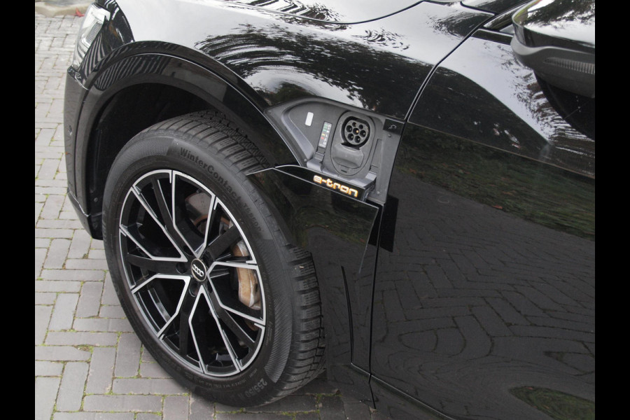 Audi e-tron Sportback 55 quattro edition 95 kWh | SOH 92% | DAB | Black Optic | Parkeersensoren | NL-Auto |