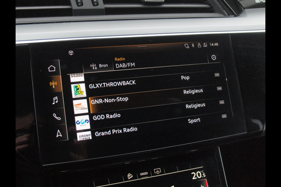 Audi e-tron Sportback 55 quattro edition 95 kWh | SOH 92% | DAB | Black Optic | Parkeersensoren | NL-Auto |