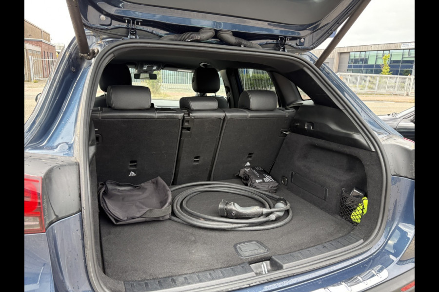 Mercedes-Benz EQA 250 Business Solution Luxery