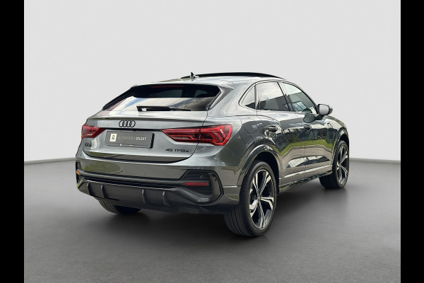 Audi Q3 Sportback 45 TFSI e S-line | Pano | Camera | LED | Black Optic | 20 inch | ACC | Navi | Dealer onderhouden