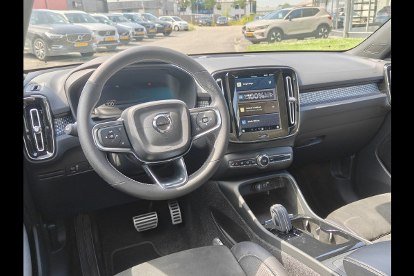 Volvo XC40 P8 AWD 408PK R-Design | SoH 91% | BLIS | PDC V+A | Elektr. Kofferklep | Stoel/Stuur verwarm. | Camera Achter | Carplay |