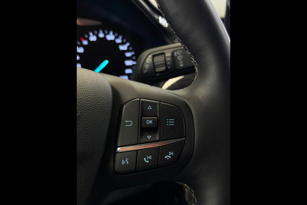 Ford Puma 1.0 EcoBoost Hybrid Titanium CarPlay Massage