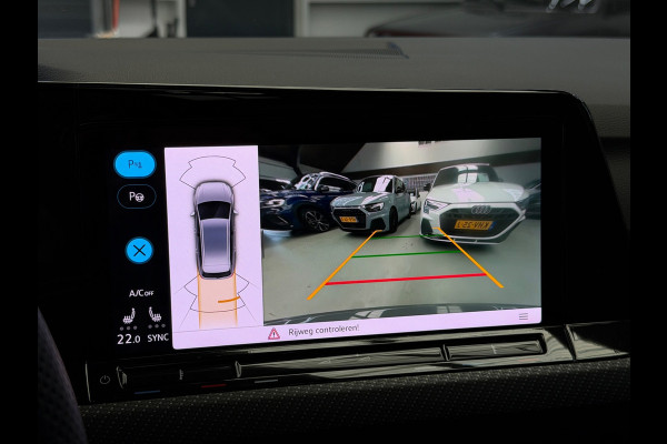 Volkswagen Golf Variant 1.5 eTSI 3x R-Line CarPlay Panorama Camera