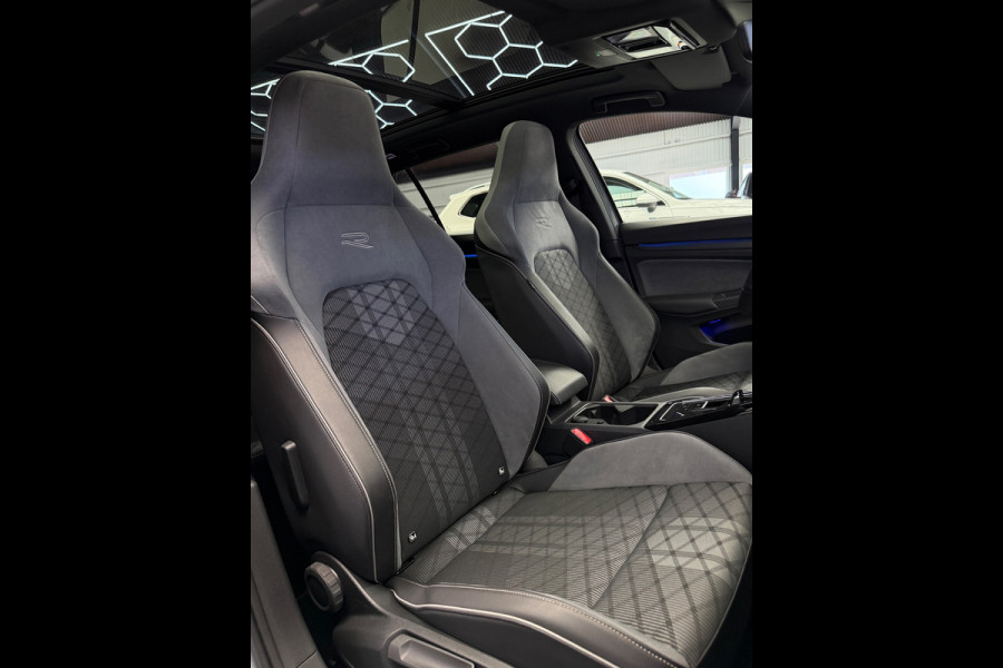 Volkswagen Golf Variant 1.5 eTSI 3x R-Line CarPlay Panorama Camera