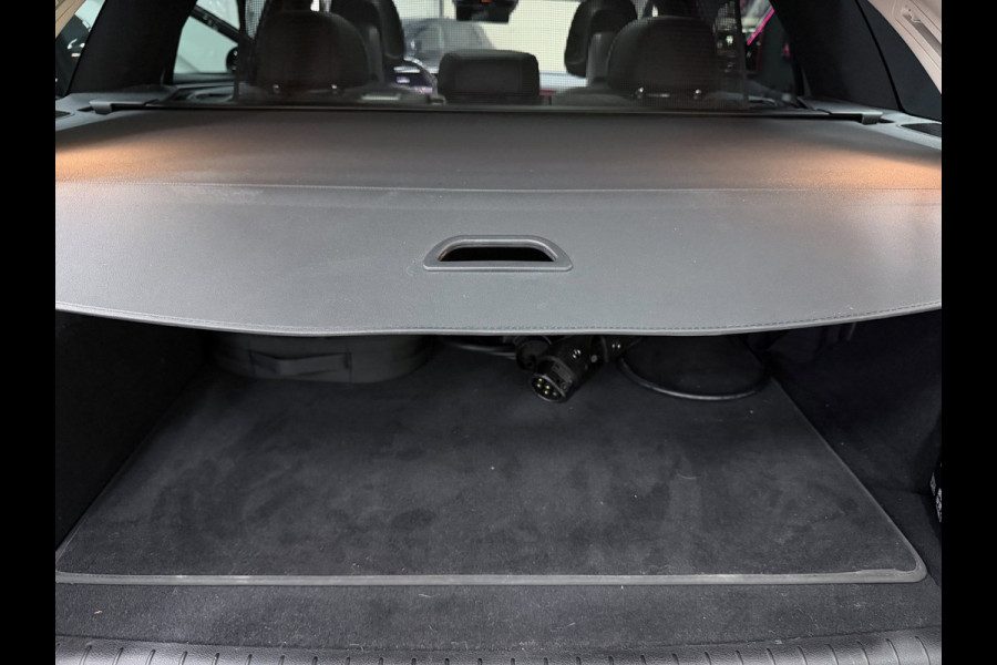 Mercedes-Benz C-Klasse Estate 300 e AMG Line PANO/BURMESTER/H-UP/DAB/360CAM/STOEL-M+KOELING/SFEERVERL/V-COCKPIT///