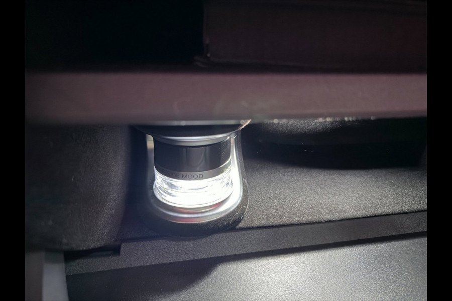 Mercedes-Benz C-Klasse Estate 300 e AMG Line PANO/BURMESTER/H-UP/DAB/360CAM/STOEL-M+KOELING/SFEERVERL/V-COCKPIT///