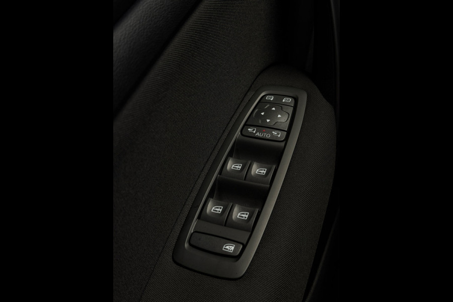 Renault Mégane Estate 1.2 TCe Limited CarPlay Camera