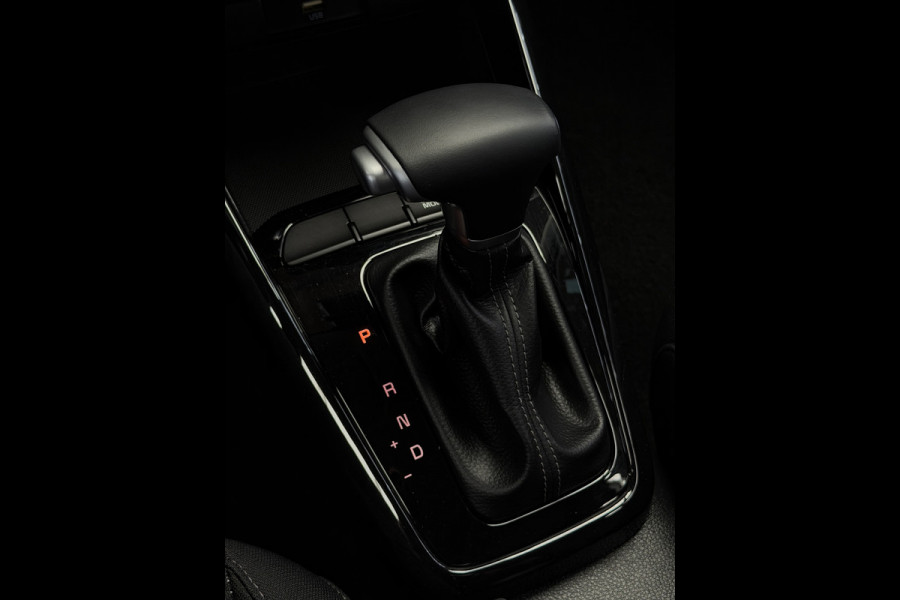 Kia Stonic 1.0 T-GDi MHEV DynamicLine Carplay Camera