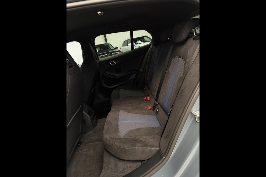 BMW 1-serie 120i M-Pakket CarPlay Camera