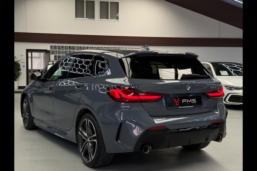 BMW 1-serie 120i M-Pakket CarPlay Camera