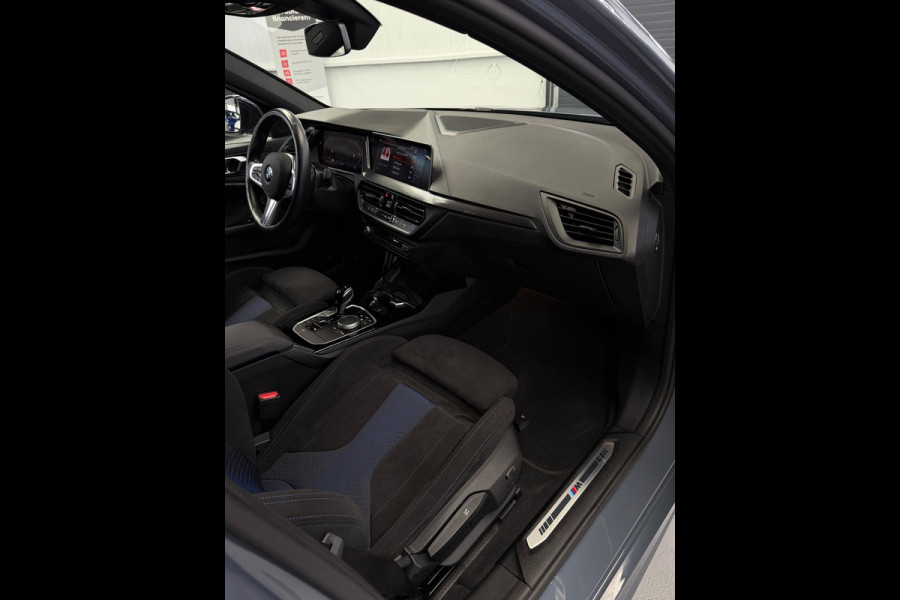 BMW 1-serie 120i M-Pakket CarPlay Camera