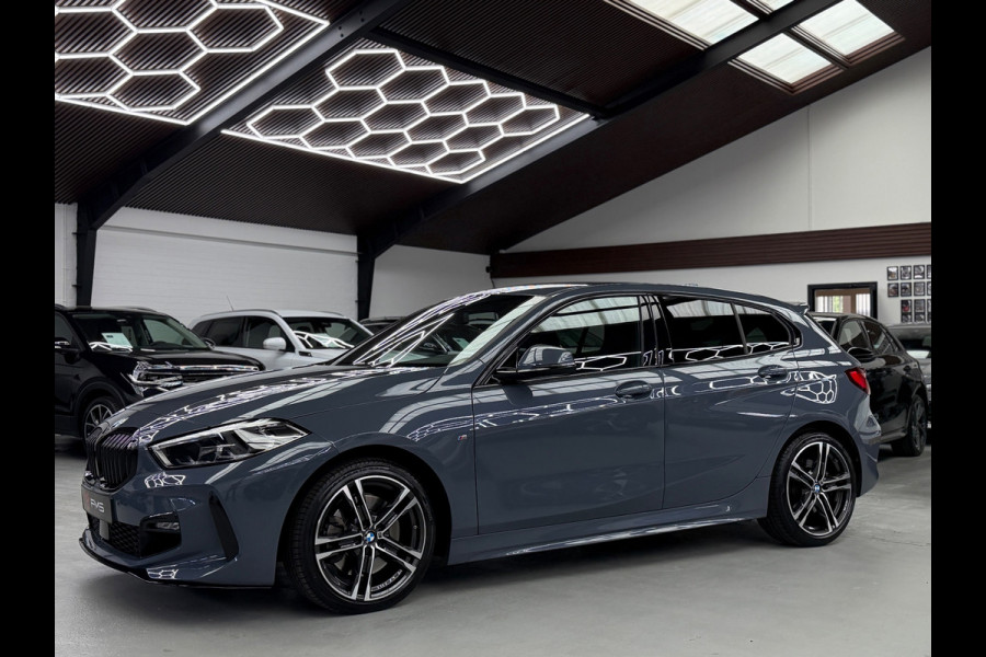 BMW 1-serie 120i M-Pakket CarPlay Camera