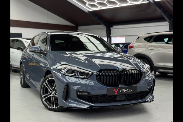BMW 1-serie 120i M-Pakket CarPlay Camera