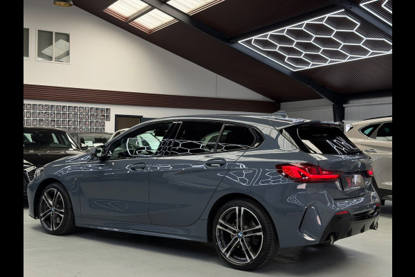 BMW 1-serie 120i M-Pakket CarPlay Camera