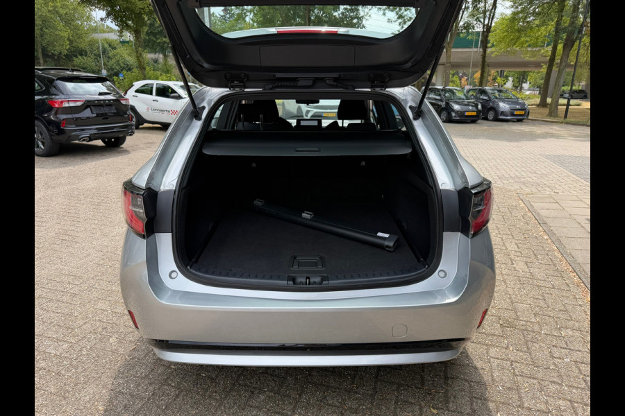 Toyota Corolla Touring Sports Hybrid 140 1.8 Hybrid Comfort, navi, Rijklaarprijs / 12 mnd Bovag garantie