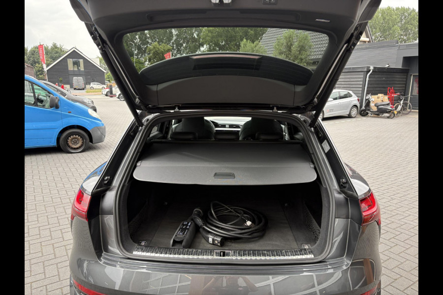 Audi e-tron S quattro 95 kWh | 503 PK | Panoramadak | RS-Stoelen |