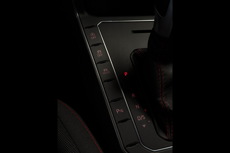 Volkswagen Polo 2.0 TSI GTI CarPlay Camera