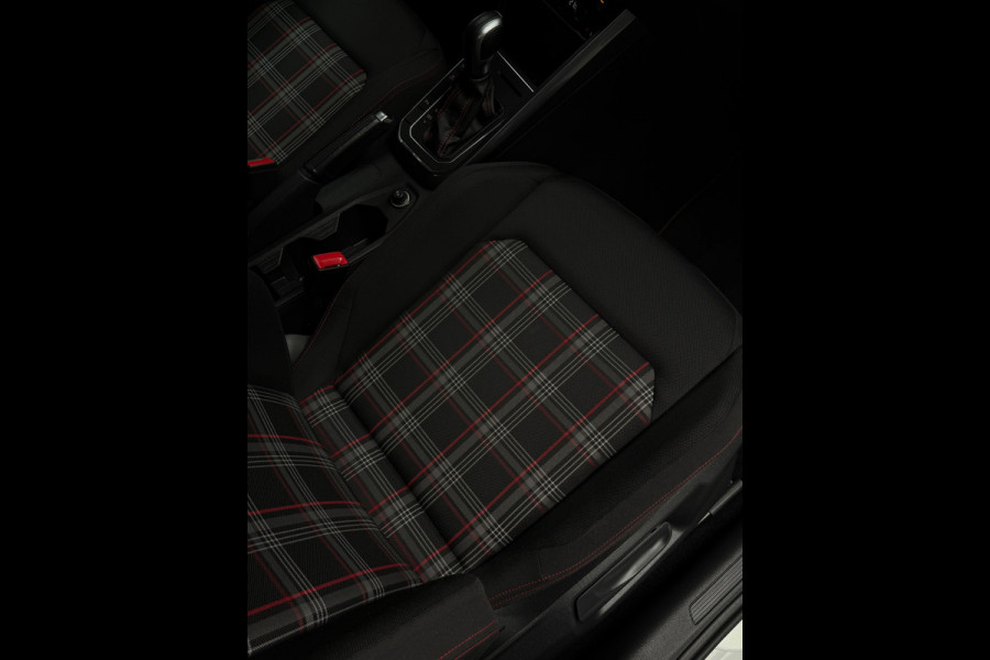 Volkswagen Polo 2.0 TSI GTI CarPlay Camera