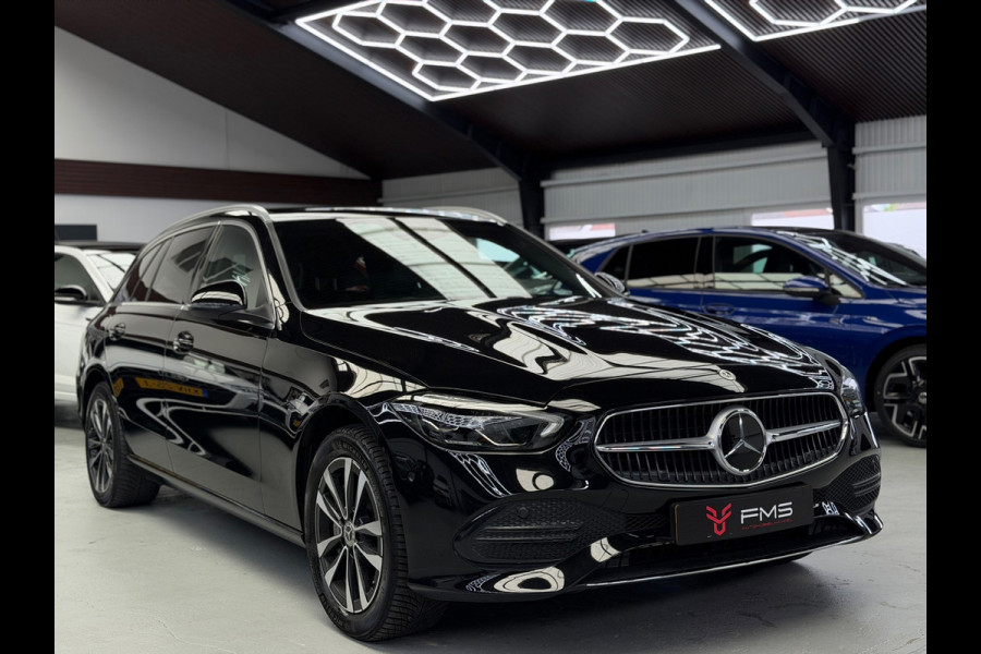 Mercedes-Benz C-Klasse Estate 300 e Luxury Line Camera CarPlay BTW