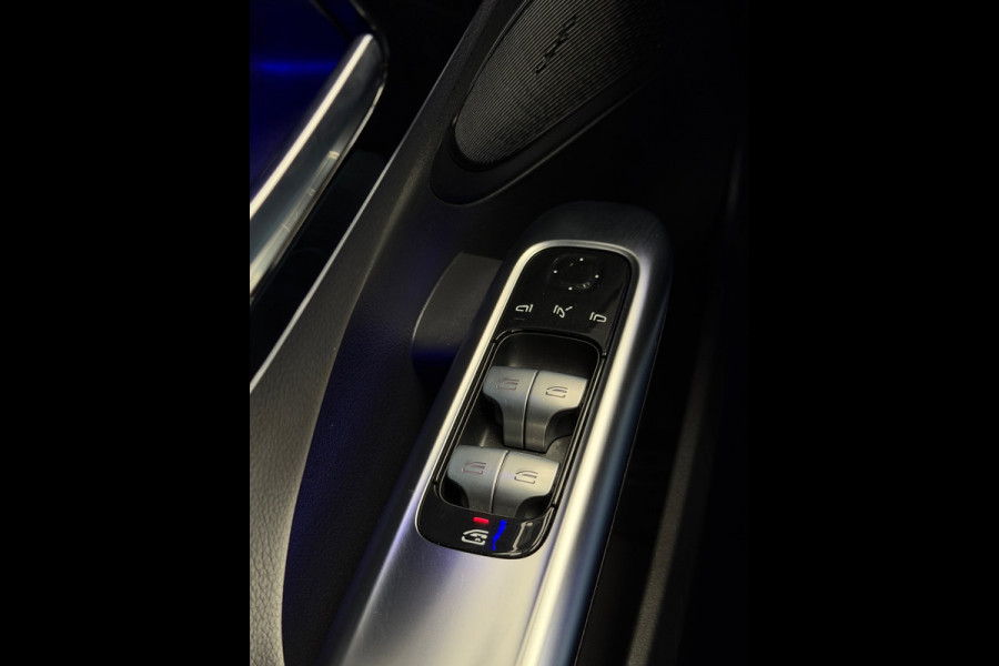 Mercedes-Benz C-Klasse Estate 300 e Luxury Line Camera CarPlay BTW