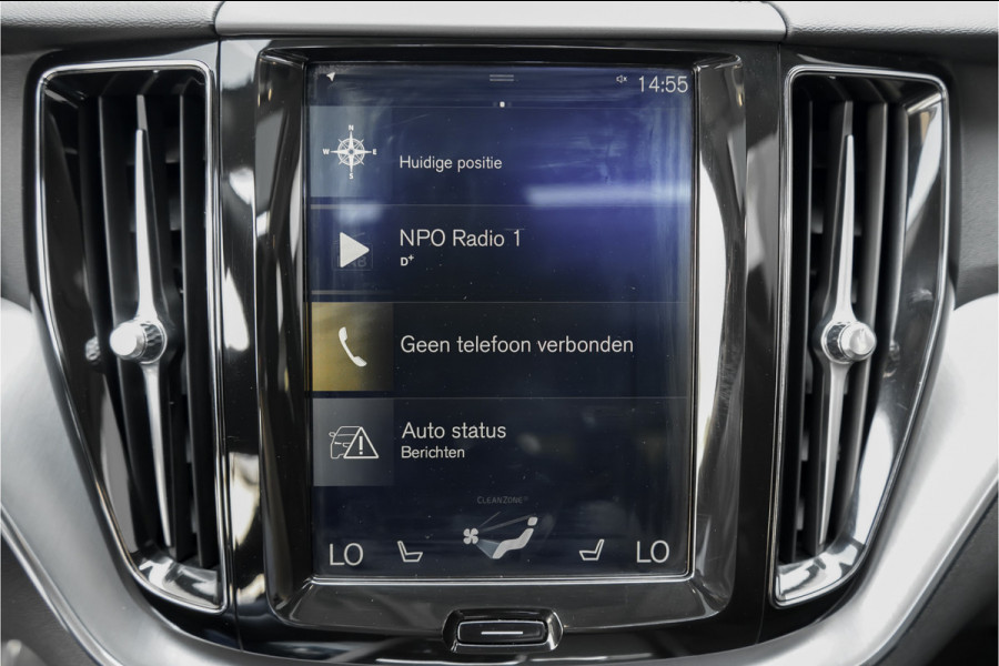 Volvo XC60 2.0 B5 Momentum Pro ACC HUD Pano Elek Trekhaak Ori NL 1e Eig