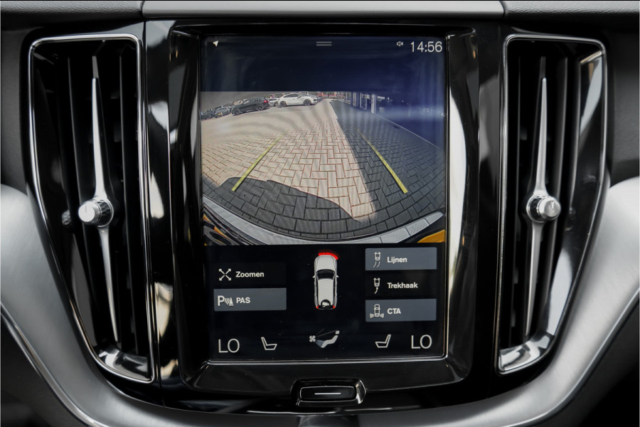Volvo XC60 2.0 B5 Momentum Pro ACC HUD Pano Elek Trekhaak Ori NL 1e Eig
