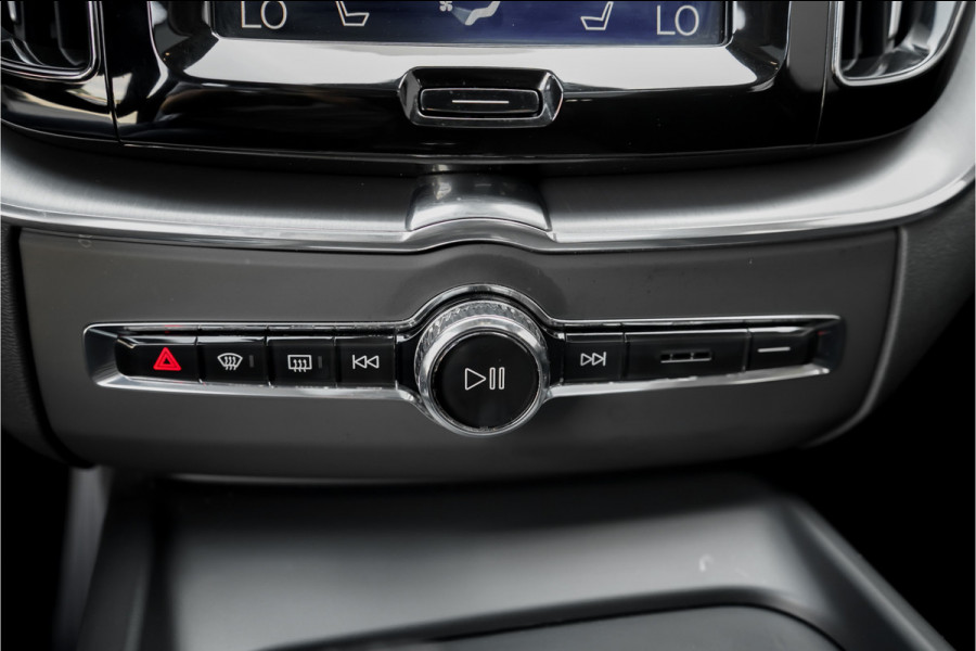 Volvo XC60 2.0 B5 Momentum Pro ACC HUD Pano Elek Trekhaak Ori NL 1e Eig
