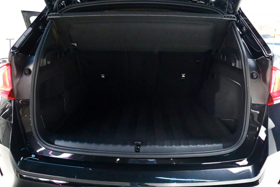 BMW X1 xDrive25e M Sport|PANO|TrkHk|LEDER|20''