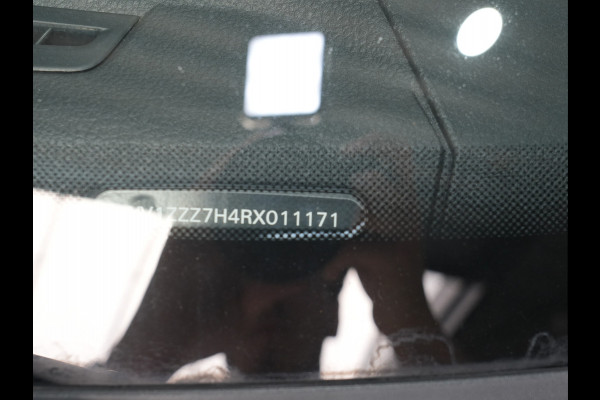 Volkswagen Transporter L1H1 2.0 TDI 110pk app connect /betimmering