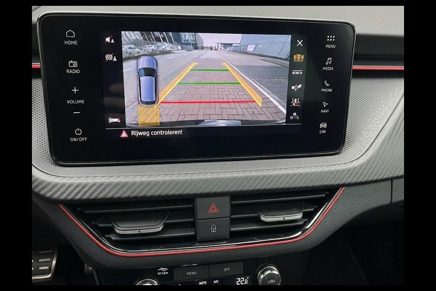 Škoda Kamiq 1.0 TSI Monte Carlo 116pk DSG | Panoramadak | Navigatie-pakket | Travel-pakket | Winter-pakket | Apple Carplay/Android auto | Cruise control electronic  | lichtmetalen velgen 17" | Matrix LED koplampen |