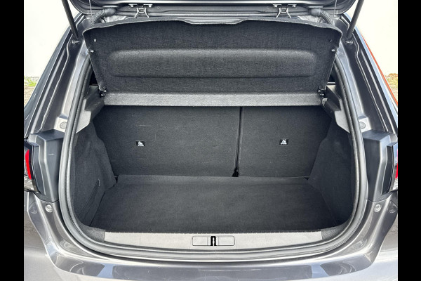 Peugeot 208 1.2 PureTech Allure | 100pk! | Rijklaar geleverd incl onderhoudsbeurt en 12 maanden BOVAG garantie! |