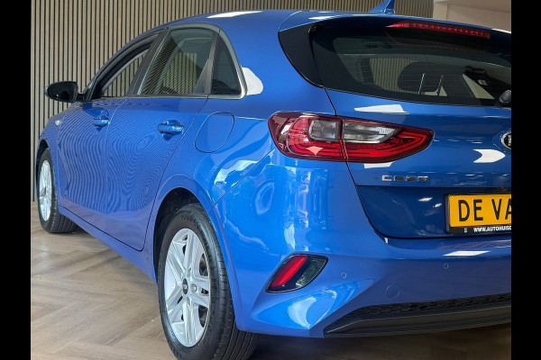 Kia Ceed 1.4 T-GDi DynamicLine AUT 140PK NAVI CRUISE CLIMATE CONTROL CAMERA CARPLAY PDC