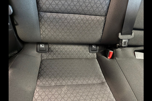 Kia Ceed 1.4 T-GDi DynamicLine AUT 140PK NAVI CRUISE CLIMATE CONTROL CAMERA CARPLAY PDC