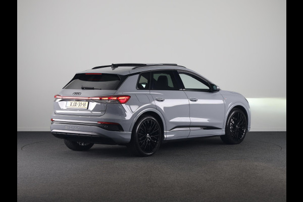 Audi Q4 e-tron 45 quattro S Edition Competition 82 kWh 286pk | Glazen panoramadak | Optiekpakket zwart plus | Assistentiepakket plus | Q4 E-Tron Stylingpakket