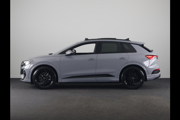 Audi Q4 e-tron 45 quattro S Edition Competition 82 kWh 286pk | Glazen panoramadak | Optiekpakket zwart plus | Assistentiepakket plus | Q4 E-Tron Stylingpakket