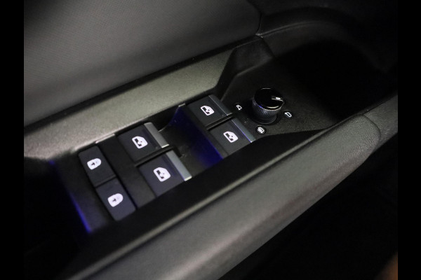 Audi Q4 e-tron 45 quattro S Edition Competition 82 kWh 286pk | Glazen panoramadak | Optiekpakket zwart plus | Assistentiepakket plus | Q4 E-Tron Stylingpakket
