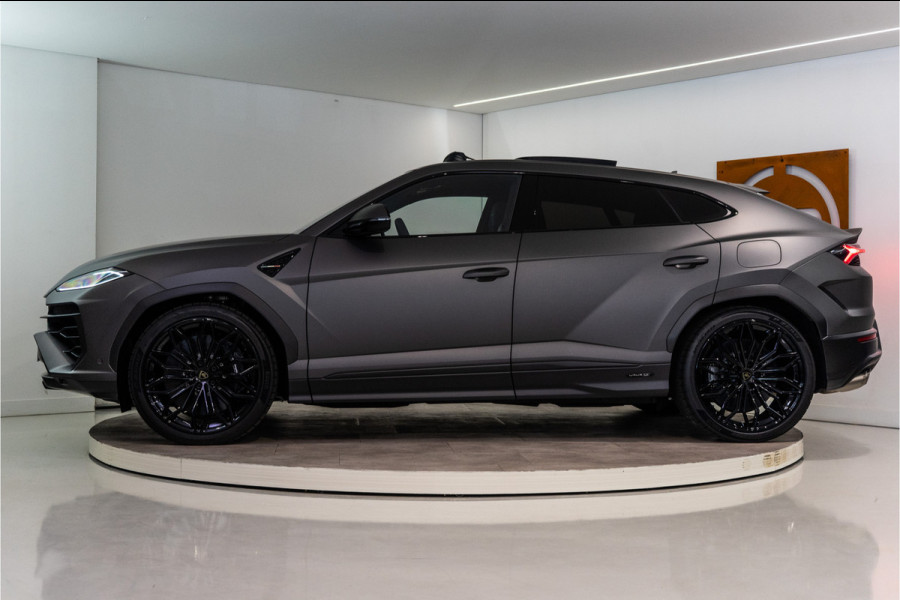 Lamborghini Urus 4.0 V8 Hybrid SE 800PK | Ad Personam | Grigio Keres Matt | Carbon | Akrapovic | 3D B&O | Service Package 5YR | 3 JAAR FABRIEKSGA GERESERVEERD