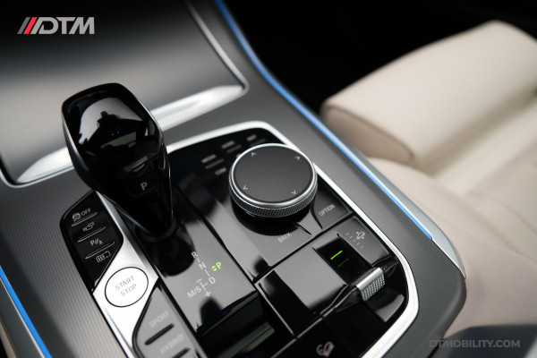 BMW X5 xDrive45e High Executive | M-Sport | Laser | Pano | H/K
