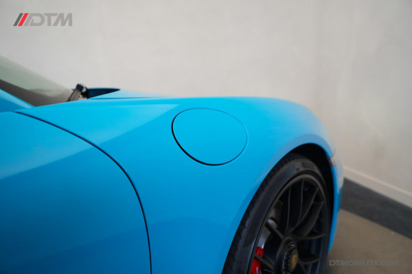 Porsche 911 3.0 Carrera GTS Miami Blue, Centerlock