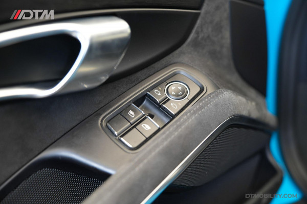 Porsche 911 3.0 Carrera GTS Miami Blue, Centerlock